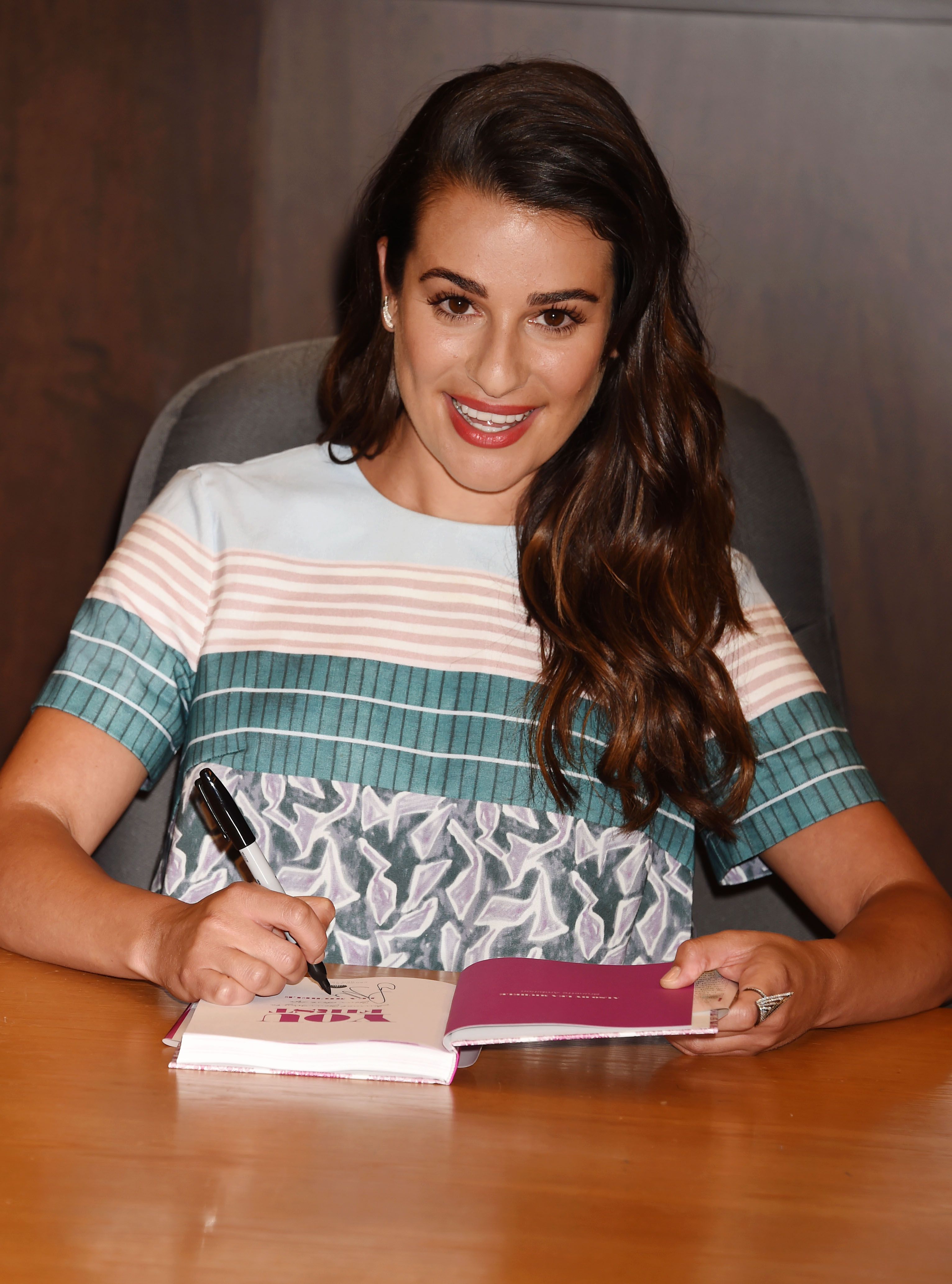Fans get offended by Lea's behavior / Getty Images Fans get offended by Lea's behavior / Getty Images
