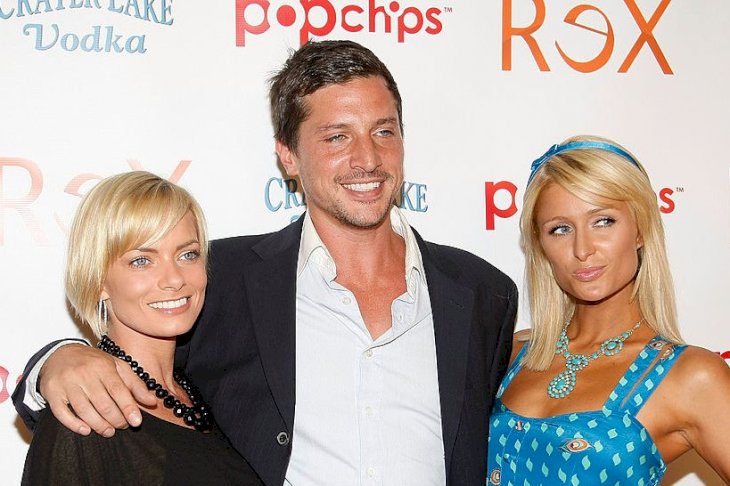 Image Credits: Getty Images / Michael Buckner | Actress Jaime Pressly, actor Simon Rex and actress Paris Hilton arrive at the premiere screening for "Rex" at cinespace on June 8, 2009 in Hollywood, California.