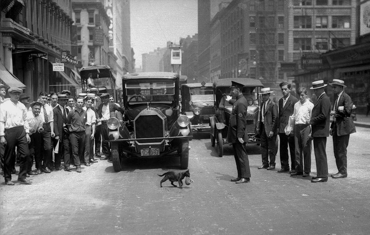 Image Credits: NY Daily News Archive/CreditHarry Warnecke Image Credits: NY Daily News Archive/CreditHarry Warnecke