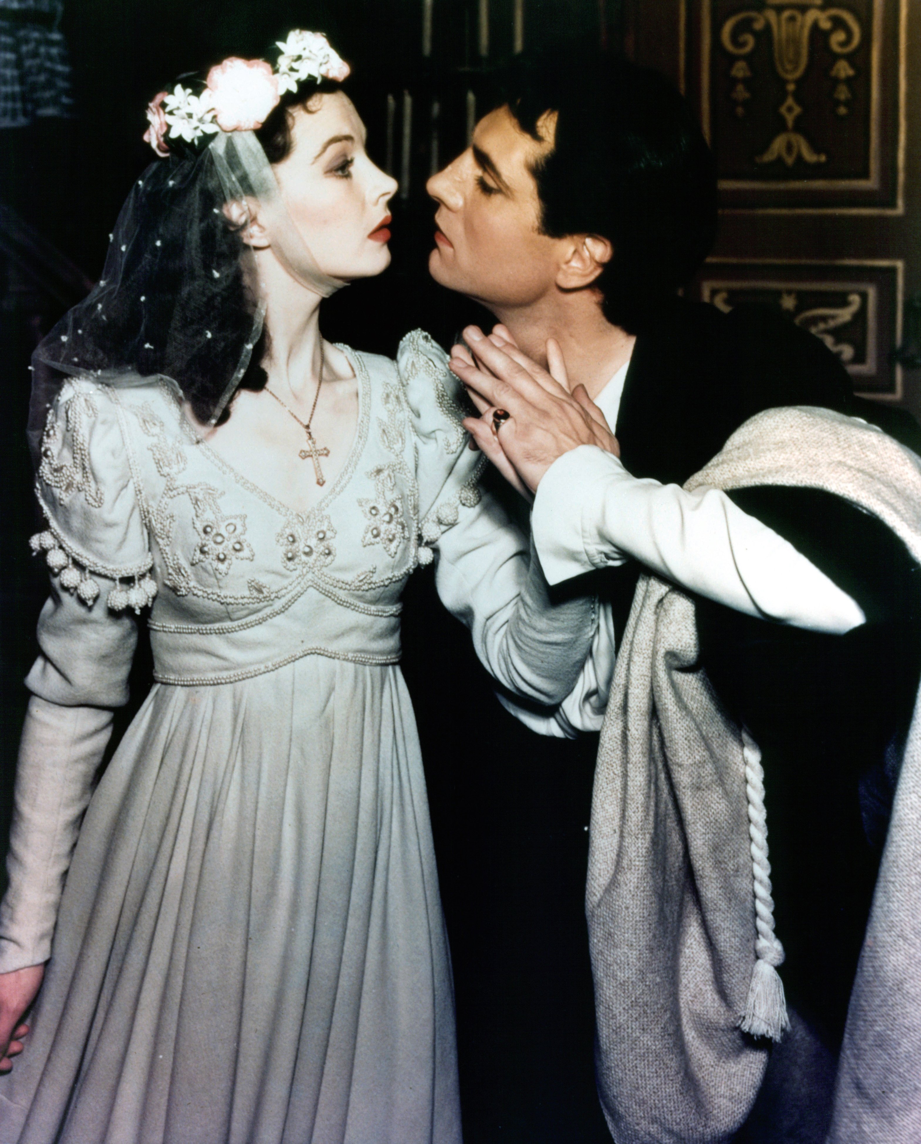 Image Credits: Getty Images | Vivien Leigh and Laurence Olivier performing together