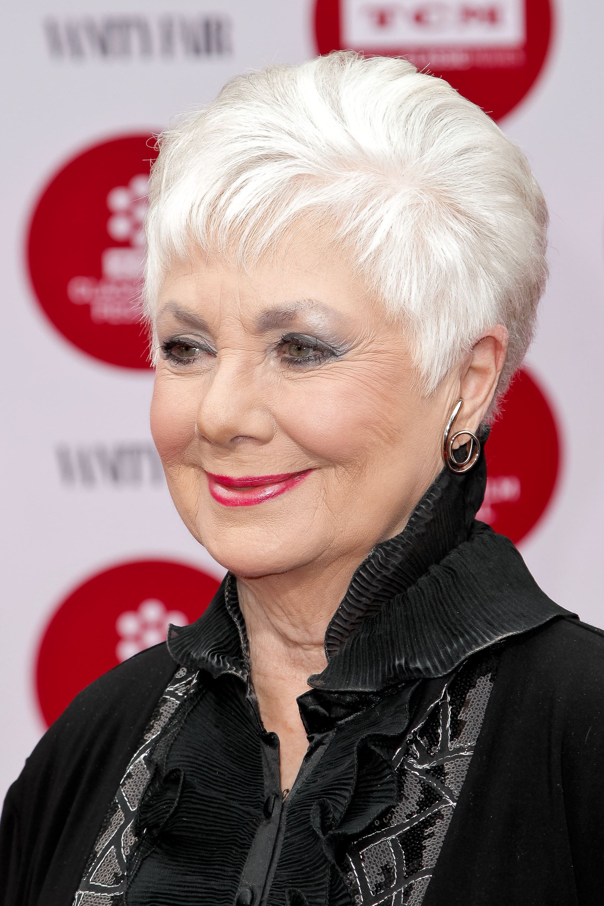 Image Credit: Getty Images / Actress and singer, Shirley Jones poses for a photo. Image Credit: Getty Images / Actress and singer, Shirley Jones poses for a photo.