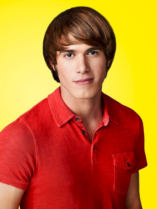 Image credit: Wikipedia/Glee TV Show Image credit: Wikipedia/Glee TV Show