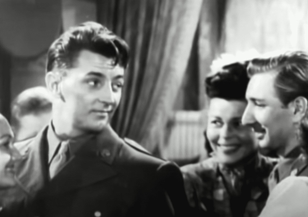 Image Source: Youtube/The Hollywood Collection|The Longest Day/Darryl F. Zanuck Productions, Inc.