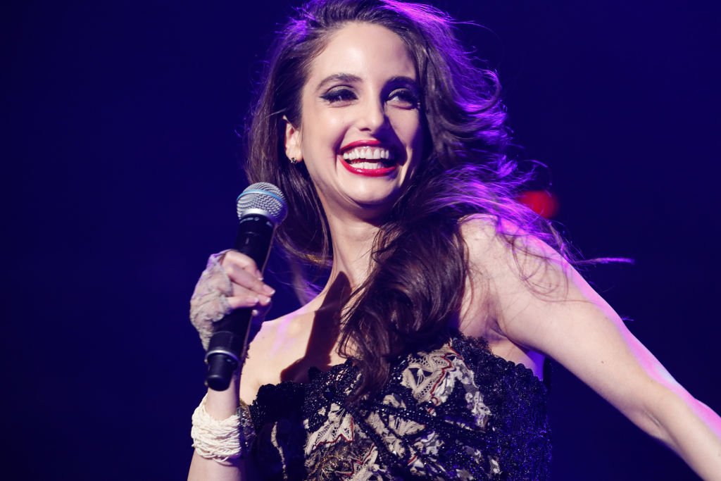Image Credits: Getty Images / Myrna M. Suarez | Alexa Ray Joel joins her father Billy Joel for a duet of "New York State Of Mind" at the 61st sold out of show of his monthly residency at Madison Square Garden on February 14, 2019 in New York City. Image Credits: Getty Images / Myrna M. Suarez | Alexa Ray Joel joins her father Billy Joel for a duet of "New York State Of Mind" at the 61st sold out of show of his monthly residency at Madison Square Garden on February 14, 2019 in New York City.