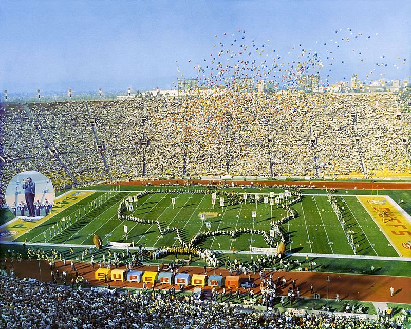 Los Angeles Coliseum Image Source: Wikimedia Commons Los Angeles Coliseum Image Source: Wikimedia Commons
