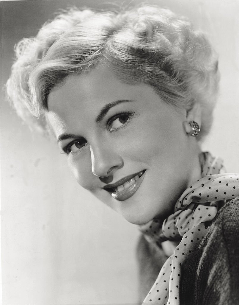 Image Source: Getty Images/Mondadori/Promotional portrait of Fontaine for 1950’s “Born to be Bad”