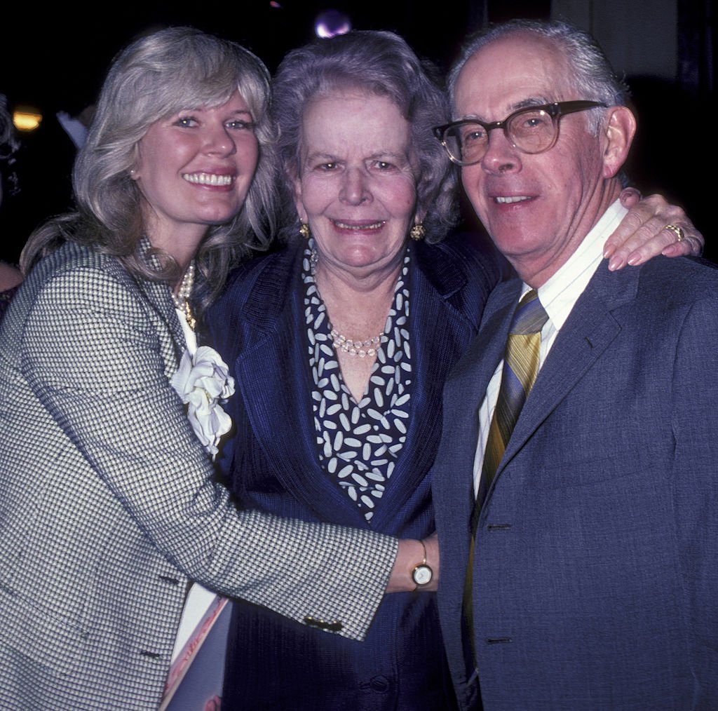 Image Credits: Getty Images / Ron Galella/Ron Galella Collection | Loretta Swit, actor Harry Morgan and wife Eileen Morgan