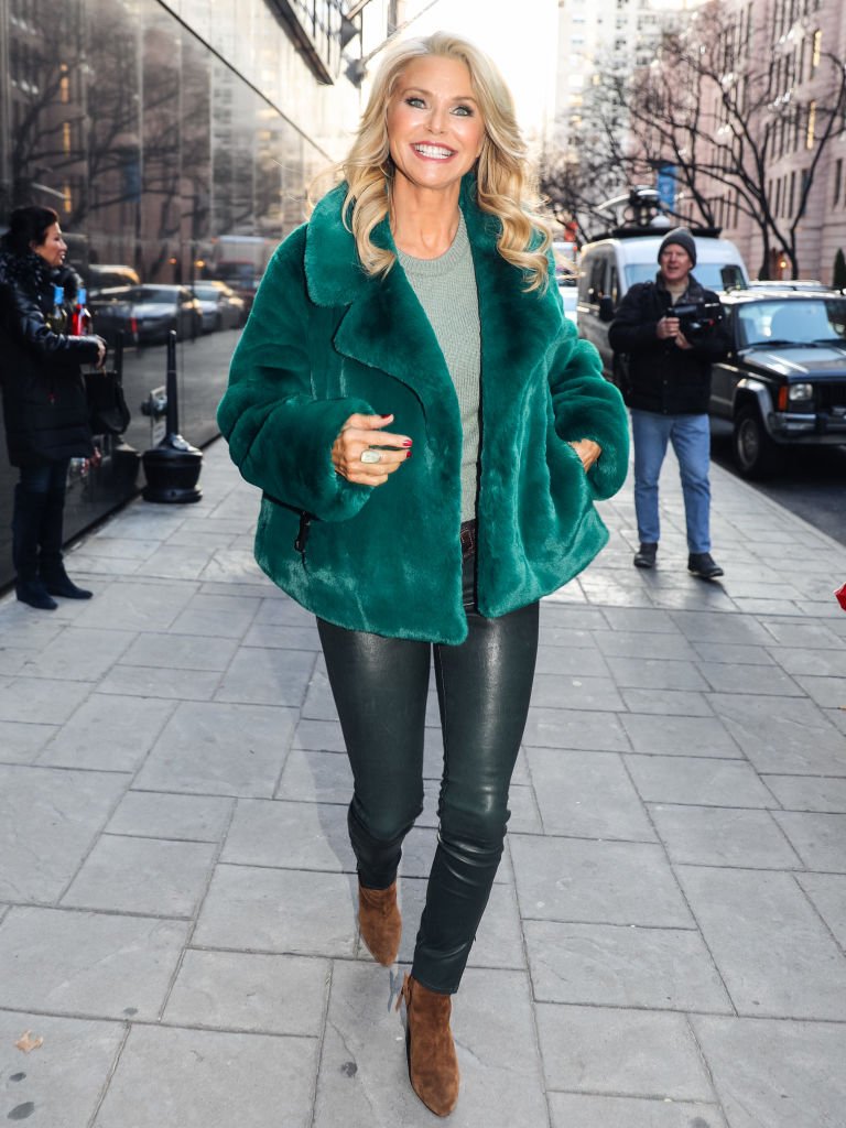 Image Credits: Getty Images / Jose Perez / Bauer-Griffin / GC Images | Christie Brinkley is seen on January 22, 2020 in New York City. Image Credits: Getty Images / Jose Perez / Bauer-Griffin / GC Images | Christie Brinkley is seen on January 22, 2020 in New York City.