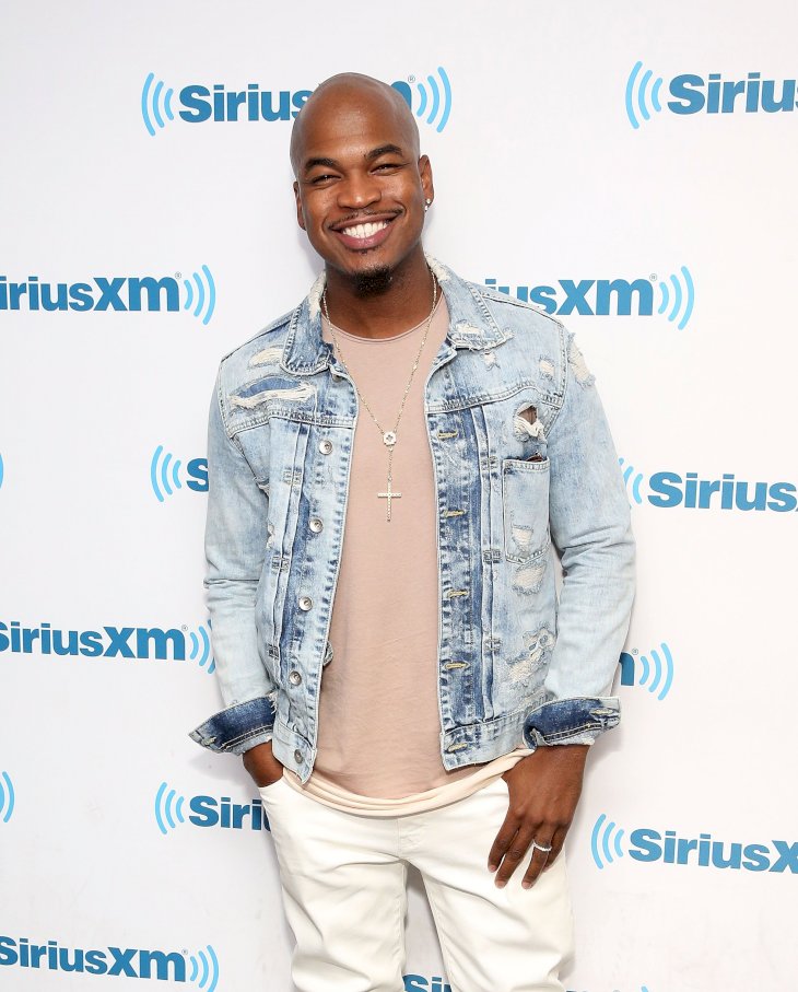 Image Credit: Getty Images / Ne-Yo on the red carpet.