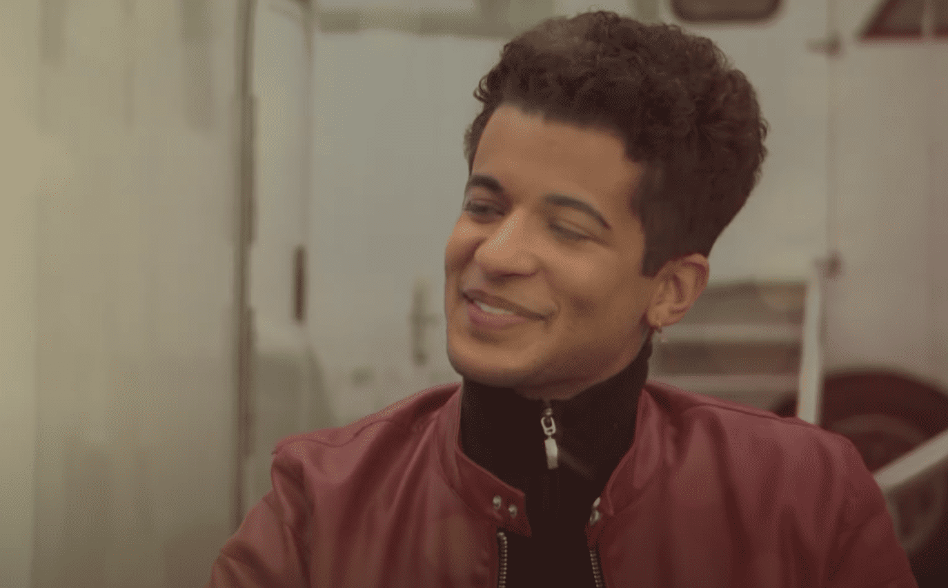Image Source: Youtube/Entertainment Tonight| Jordan having an interview about his latest movie: PS: I Still Love You Image Source: Youtube/Entertainment Tonight| Jordan having an interview about his latest movie: PS: I Still Love You