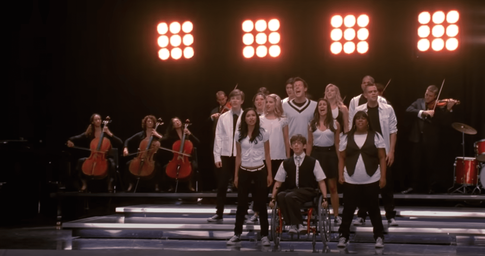 Image Source: Youtube/MusicOfGlee|Glee/Fox