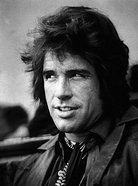 Image Source: Wikimedia Commons/Public Domain/ Shampoo/Columbia Pictures Image Source: Wikimedia Commons/Public Domain/ Shampoo/Columbia Pictures
