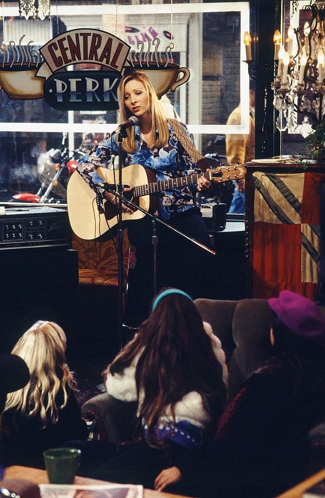 Lisa Kudrow is excited to get back together with the gang / Getty Images