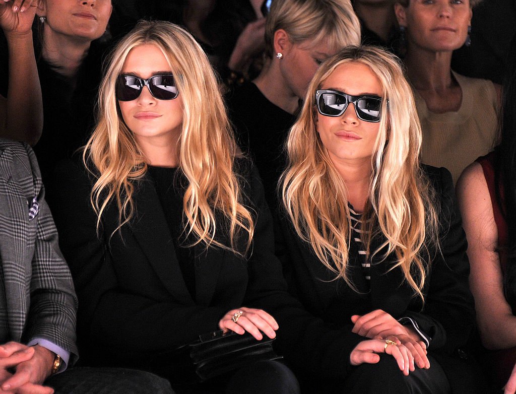 Die Olsen-Zwillinge bei einer öffentlichen Veranstaltung | Foto: Getty Images