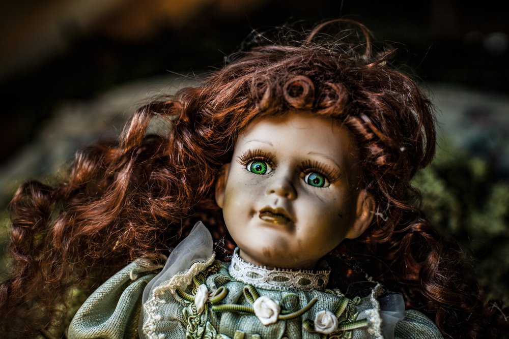 Porcelain doll's face | Shutterstock
