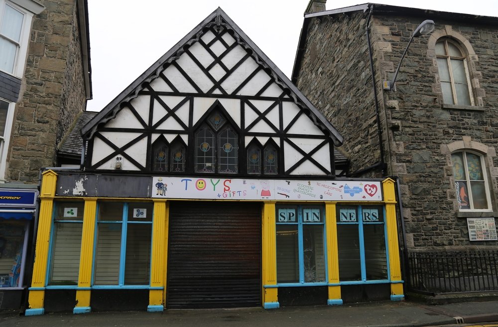 Abandoned Toy shop in an old building in the centre of town. | Shutterstock